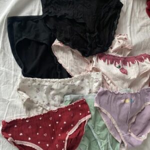 Röda gulliga trosor