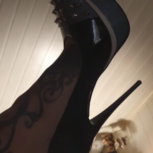 Stilettos minst 15 cm