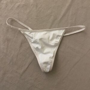 Sexiga använda vita string trosor  vill du ha dem