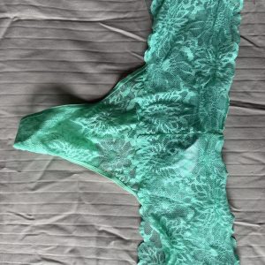 Neongröna spetsstring