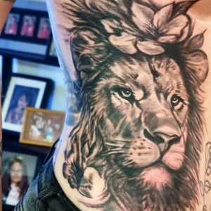 Kropp / tatuering