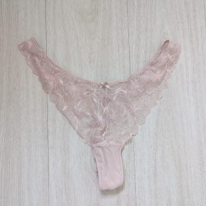 Rosa stringtrosor