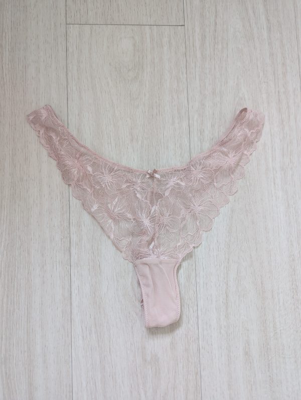 Rosa stringtrosor