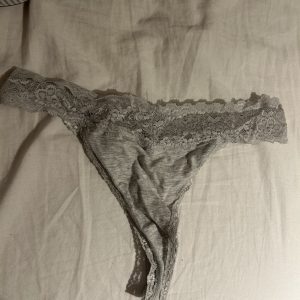 Använda gråa string