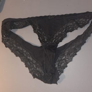 Helgens trosor till salu