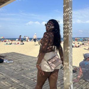 Trosor, strumpor, bilder, videos osv