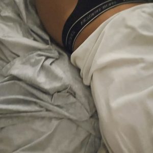 Hej säljer trosor bilder filmer