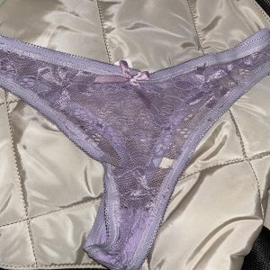 250:- paret eller 3 för 600:-