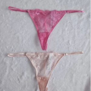 Säljer flera olika trosor. Klicka här för att se dom