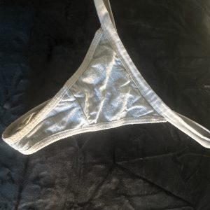 Gråa använda string