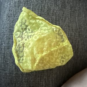 Använda gula trosor L