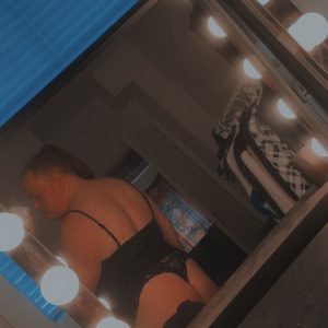 Lättklädda bilder