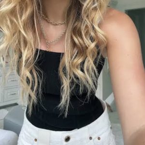 Sweetnicole2002 på kik för mina tjänster