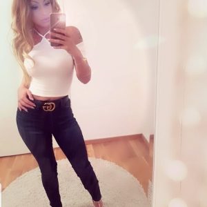 Säljer trosor,cam,chatt,filmer mm (verifierad)